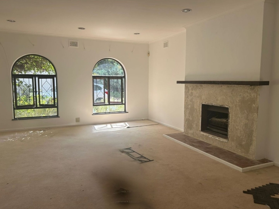 To Let 4 Bedroom Property for Rent in Constantia Western Cape